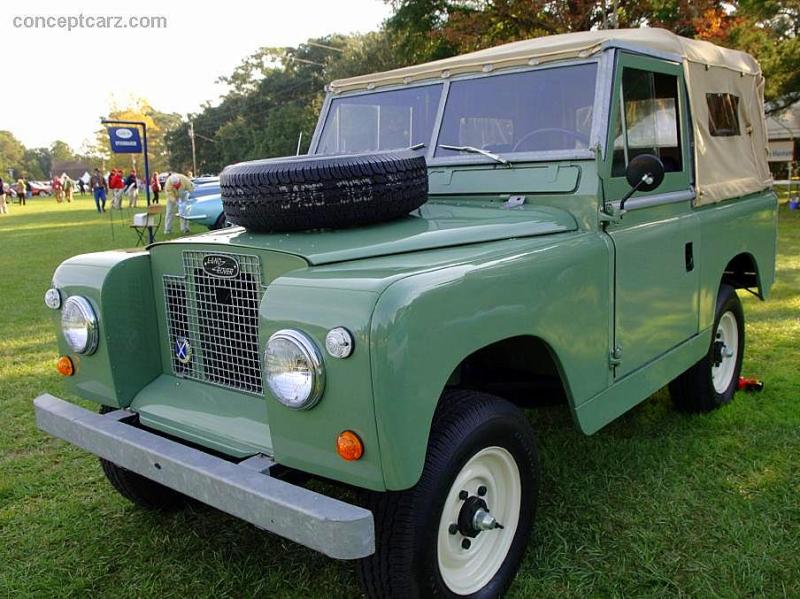 Eye Candy: Vintage Land Rovers