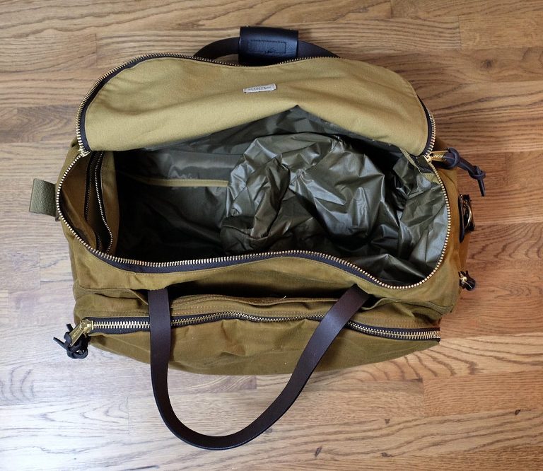 In Hand The Filson Excursion Bag » Red Clay Soul