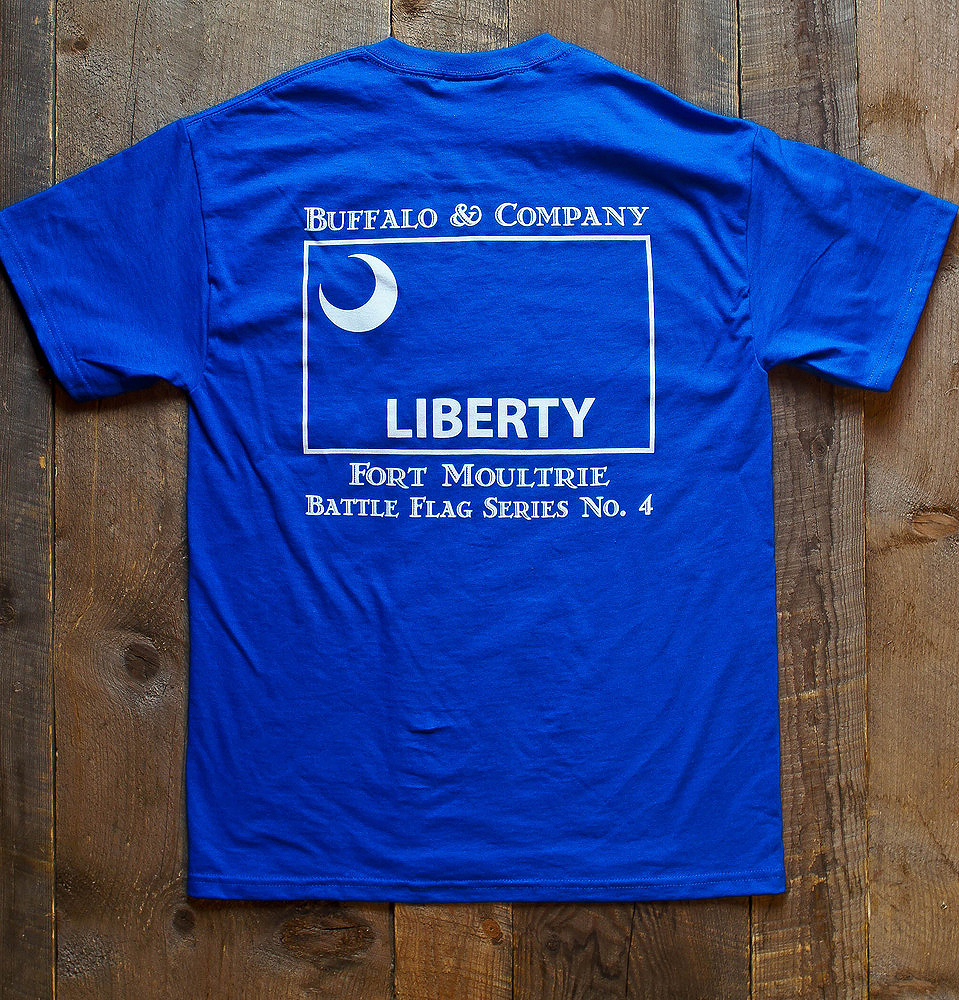 Fort Moultrie Liberty Flag Short-Sleeve Unisex T-Shirt