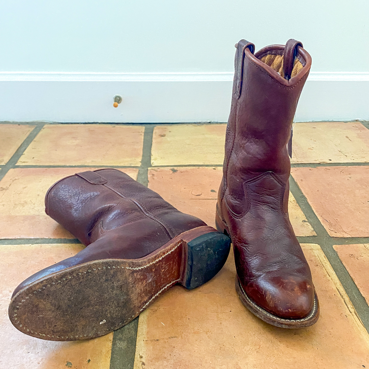 orvis cowboy boots